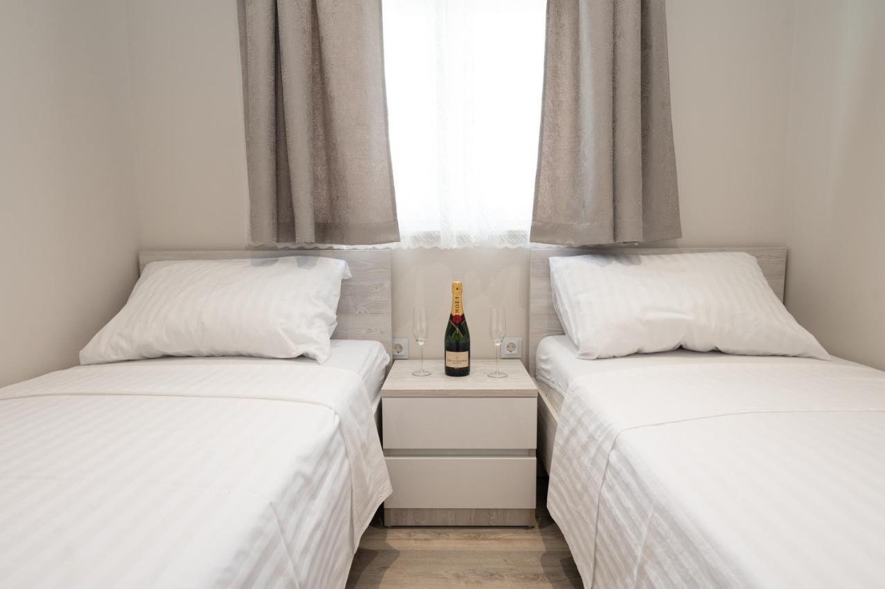 Luxury Apartman Imperio Шибеник Екстер'єр фото