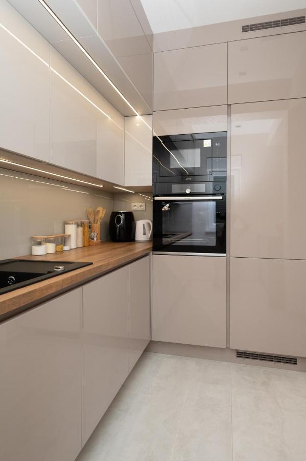 Luxury Apartman Imperio Шибеник Екстер'єр фото